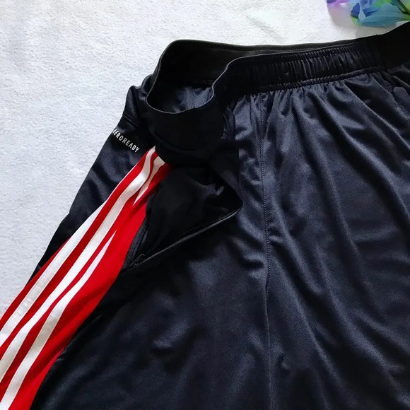 Adidas NWT Performance Aeroready Shorts for Men M - Picture 5 of 12
